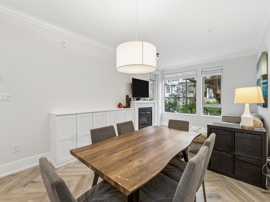 Listing Image for R3097833