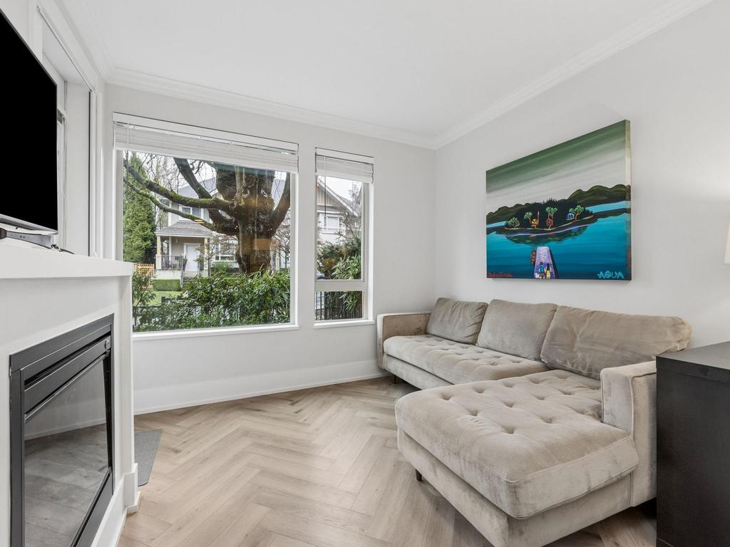 Listing Image for R3097833