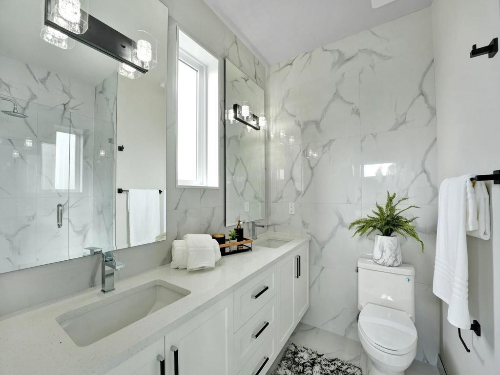 Listing Image for R3097847