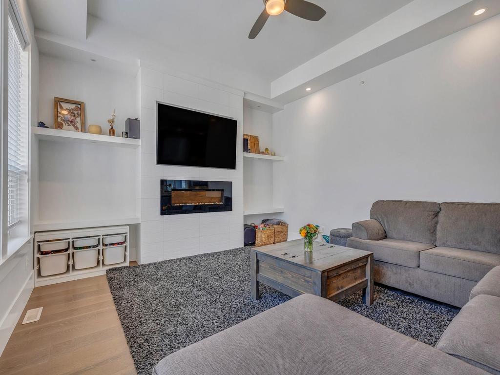 Listing Image for R3097857