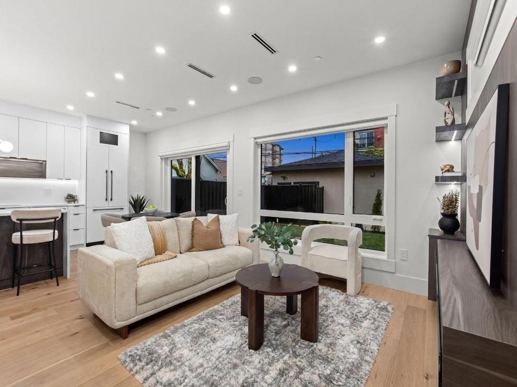 Listing Image for R3097871