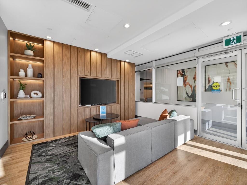 Listing Image for R3097880