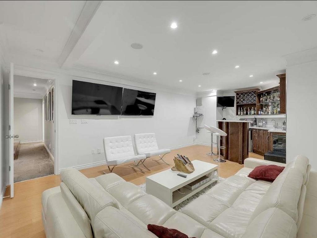 Listing Image for R3097920