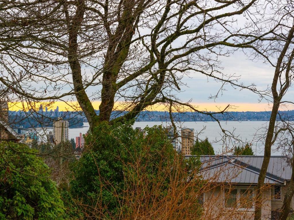 Listing Image for R3097936