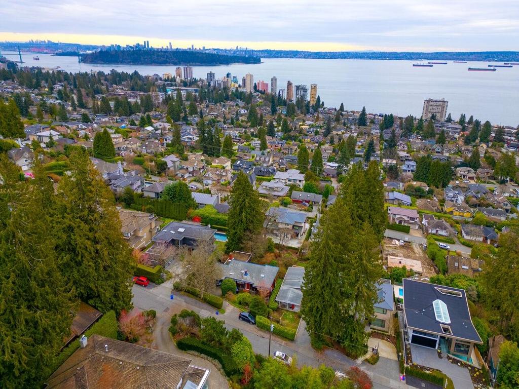 Listing Image for R3097936