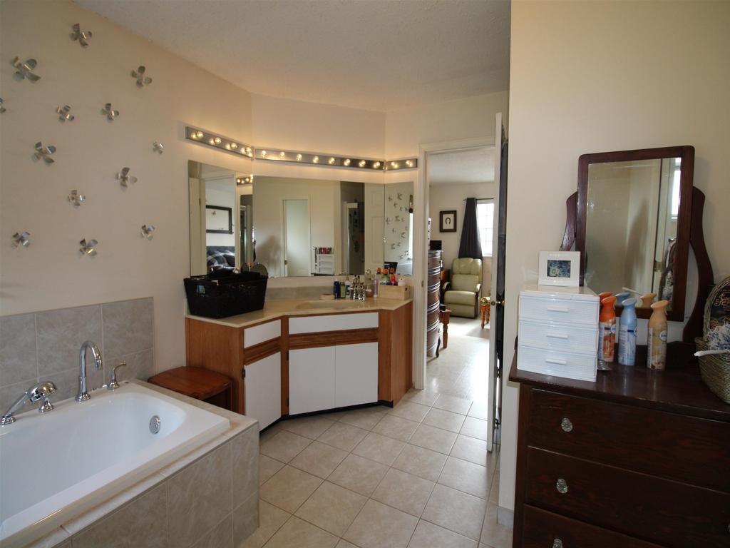 Listing Image for R3097940