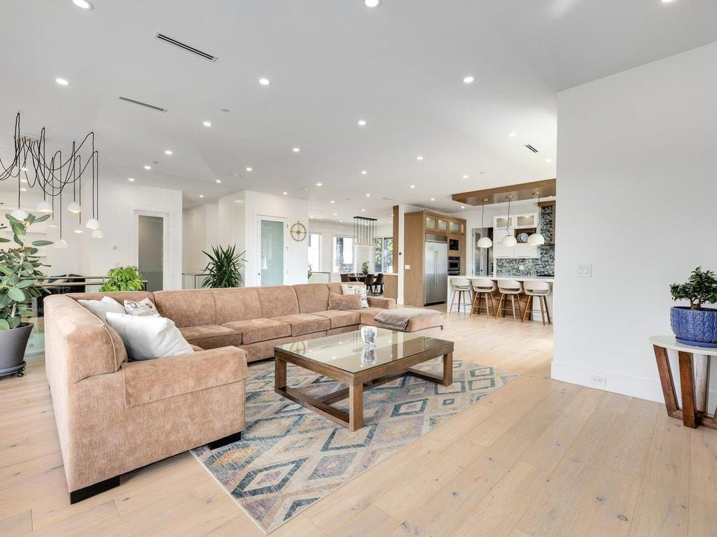 Listing Image for R3097964