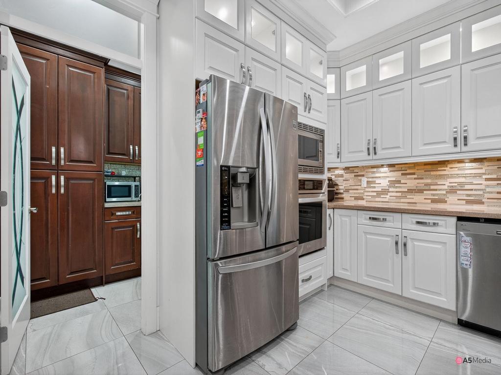 Listing Image for R3098002