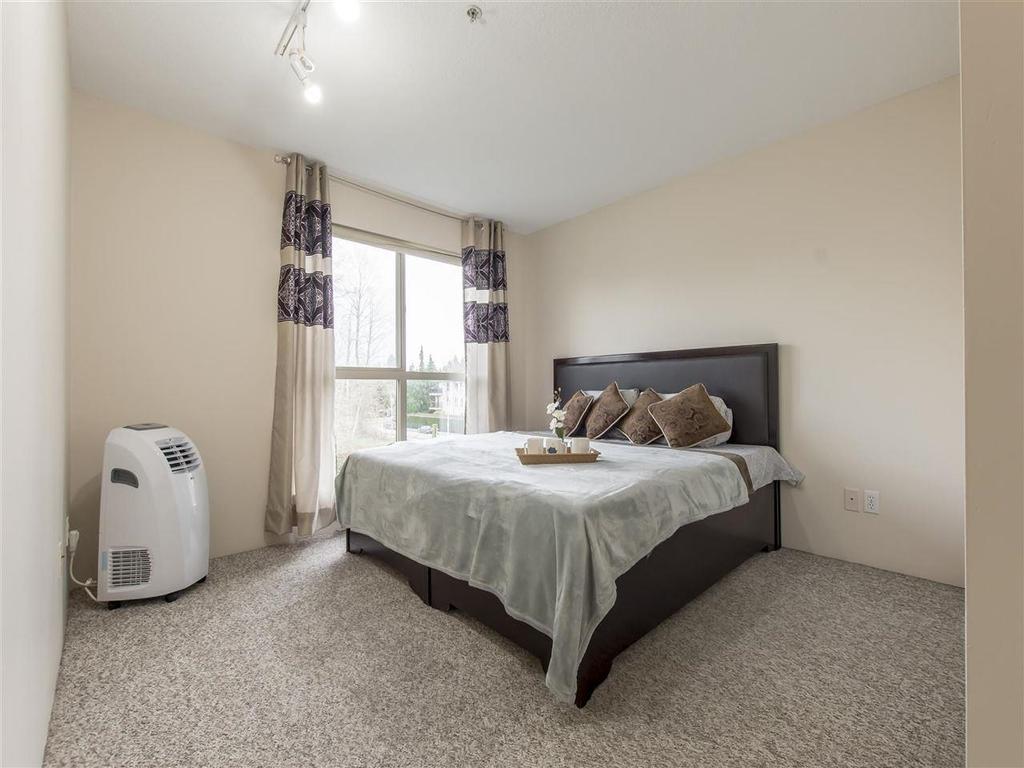 Listing Image for R3098006