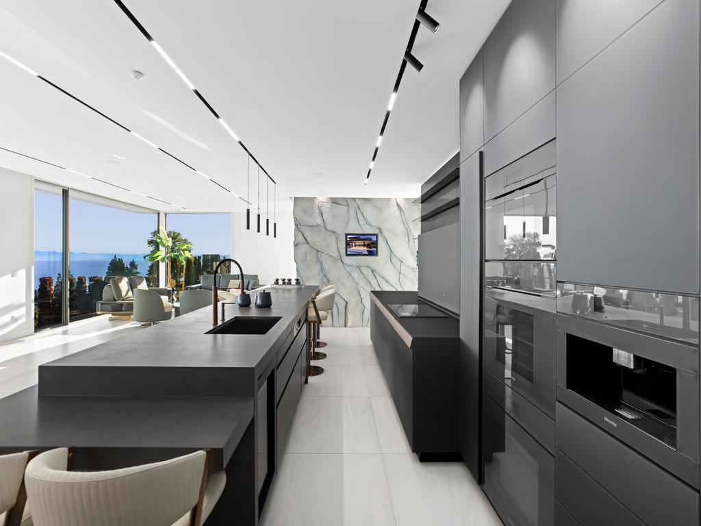 Listing Image for R3098034