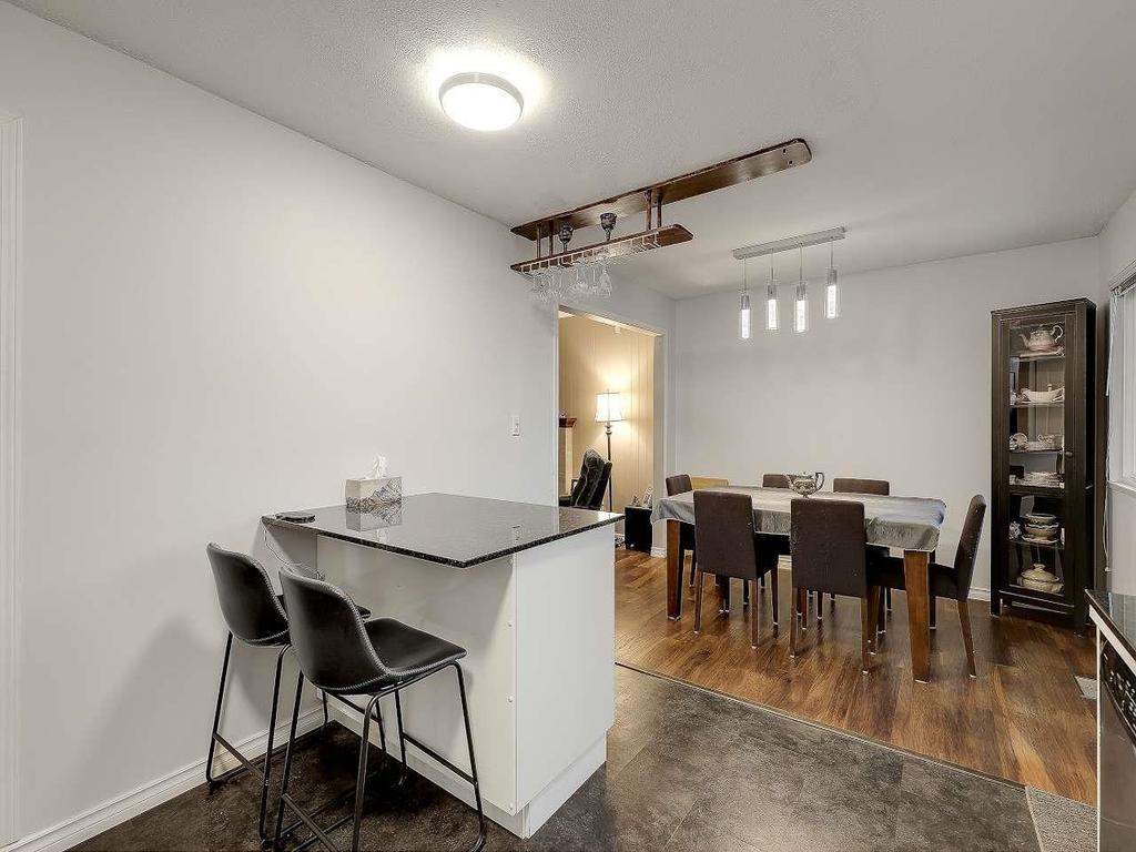 Listing Image for R3098094