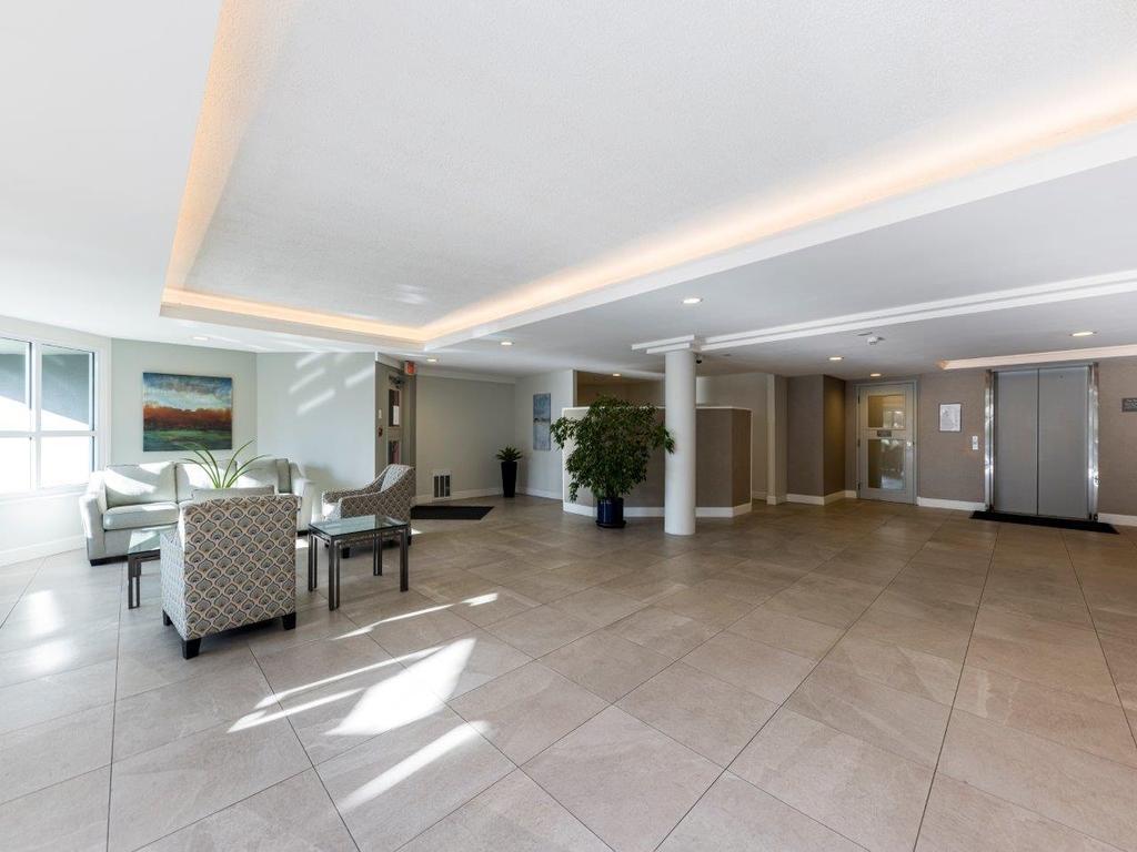 Listing Image for R3098095