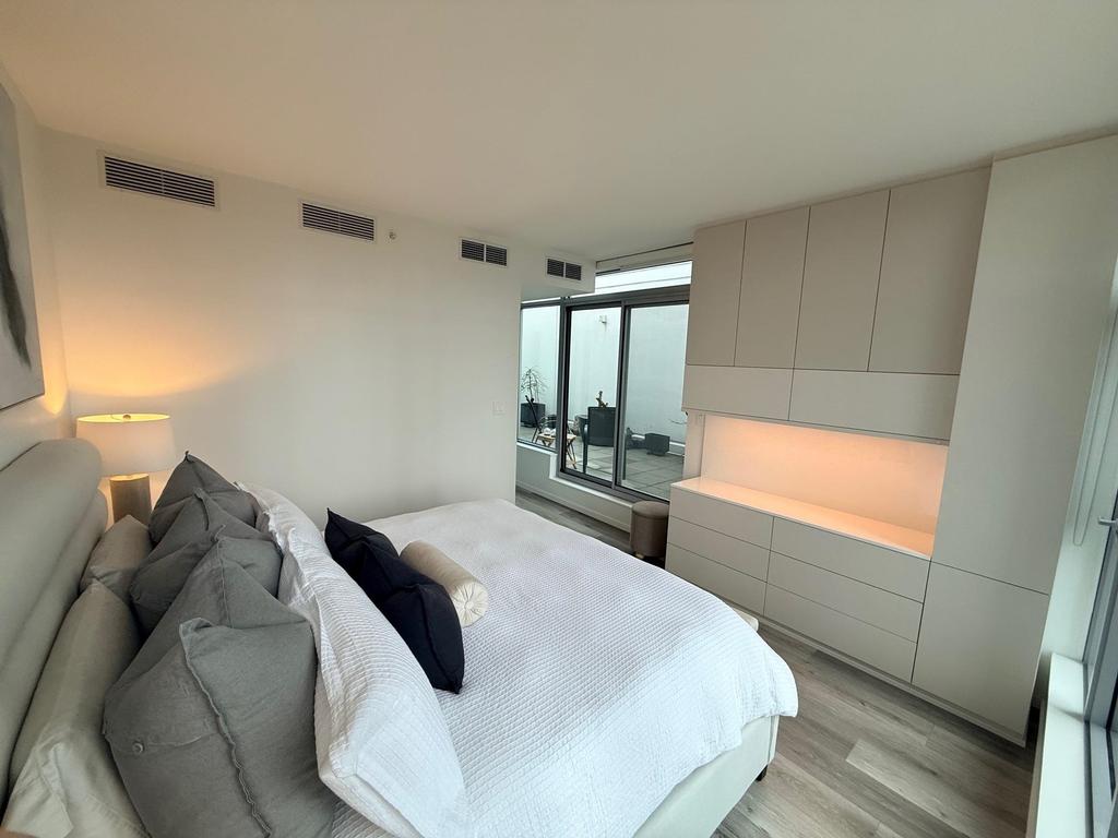 Listing Image for R3098096