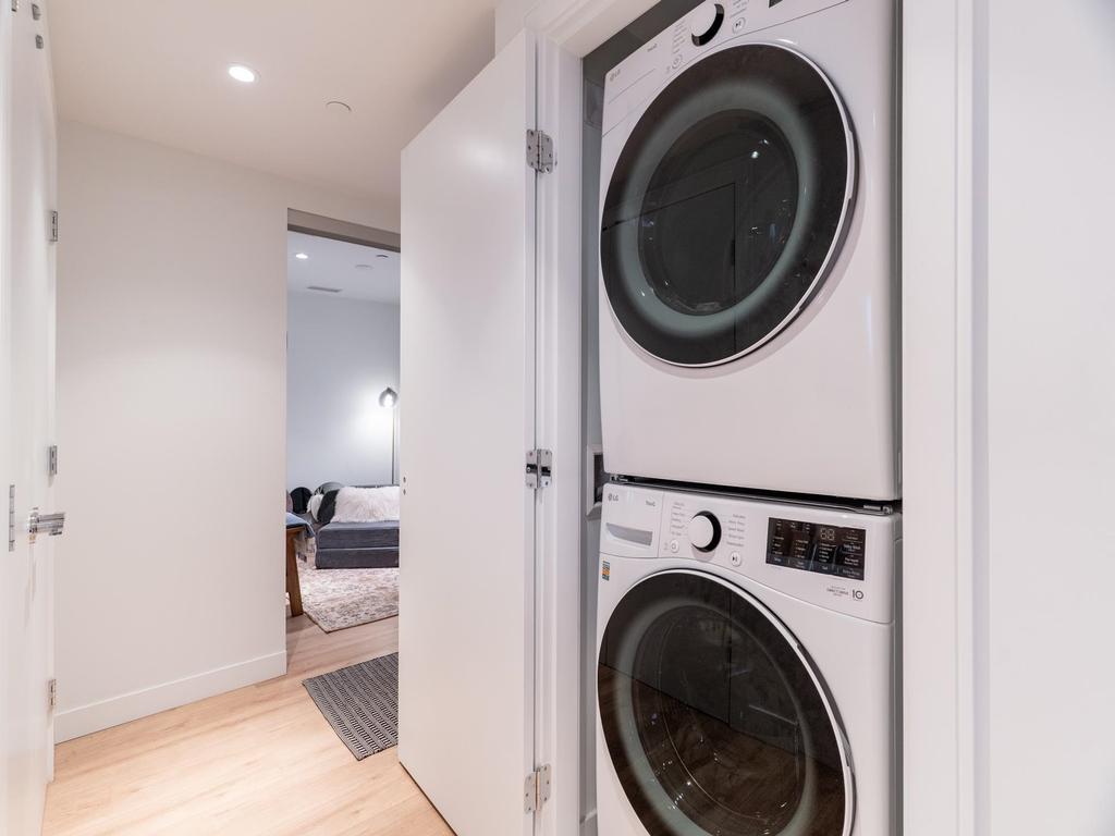 Listing Image for R3098117