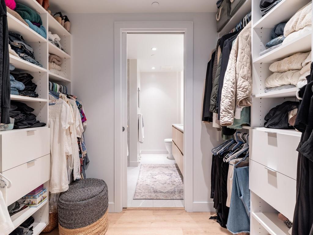 Listing Image for R3098117