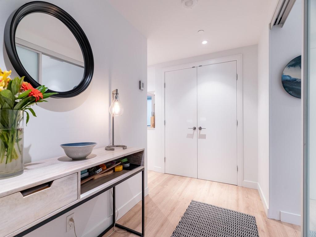 Listing Image for R3098117