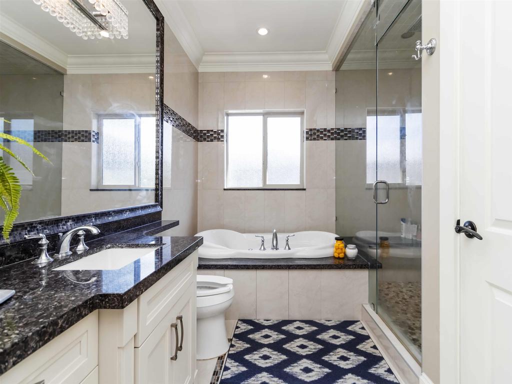 Listing Image for R3098136