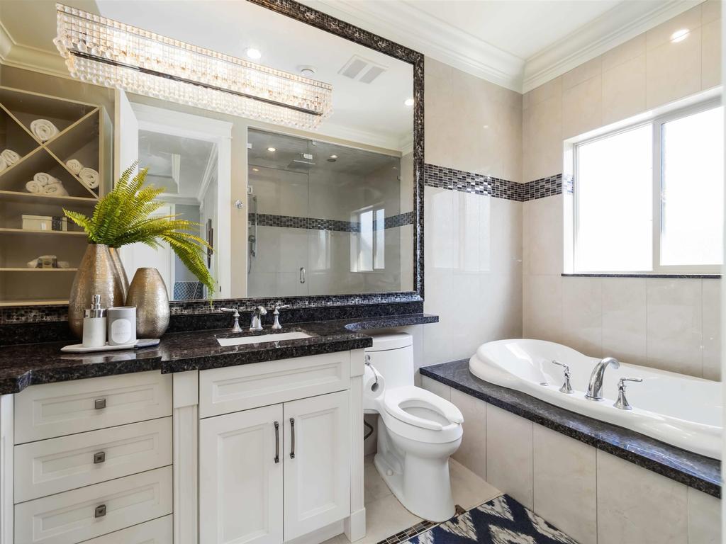 Listing Image for R3098136