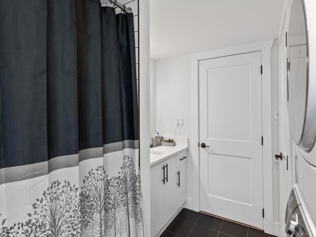 Listing Image for R3098159