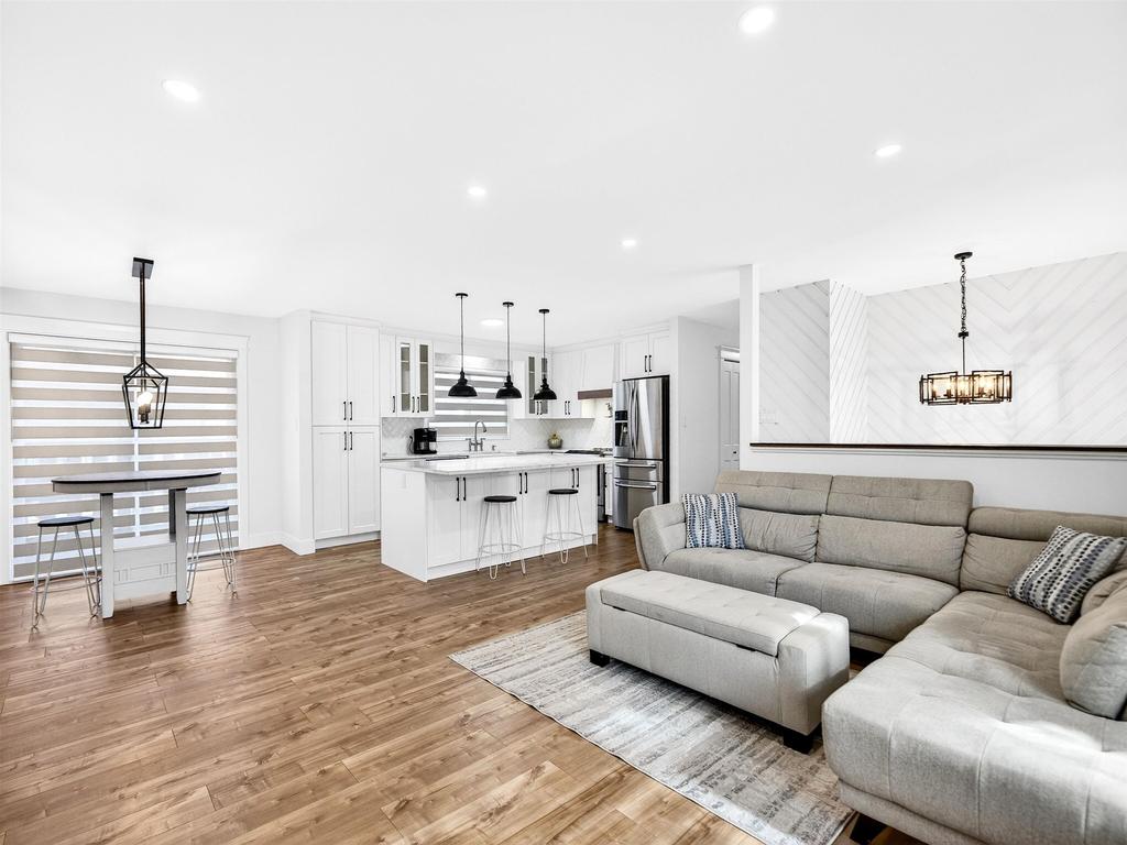 Listing Image for R3098159