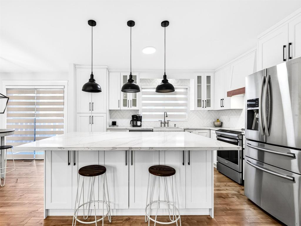 Listing Image for R3098159