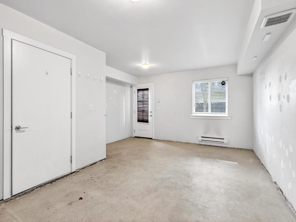 Listing Image for R3098174