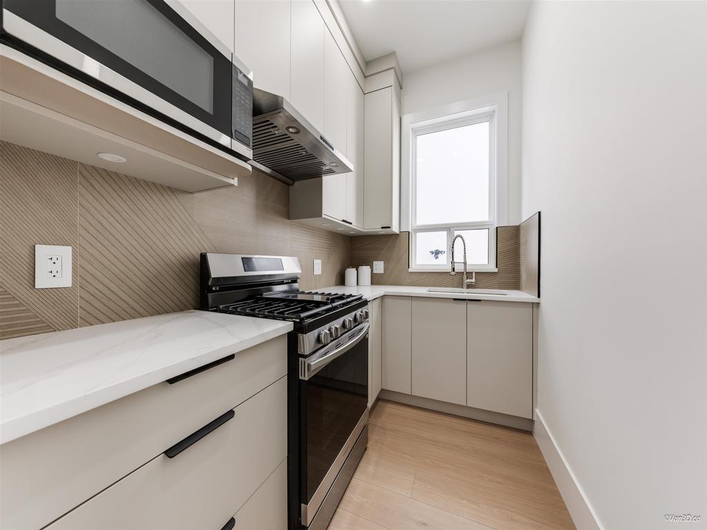 Listing Image for R3098183