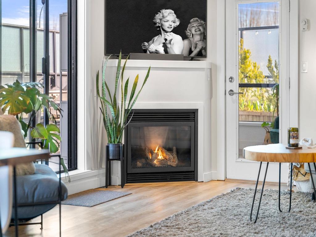 Listing Image for R3098186