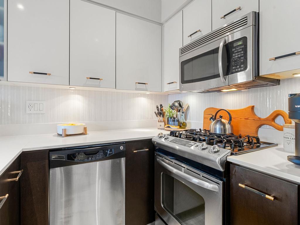 Listing Image for R3098186