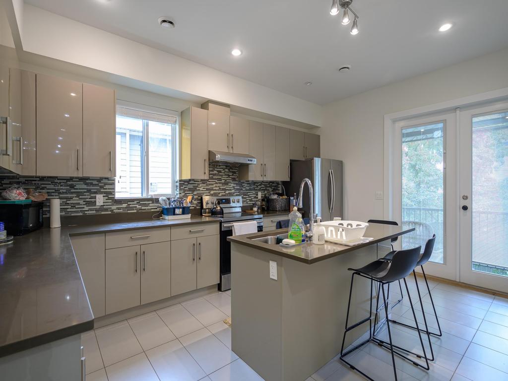 Listing Image for R3098209