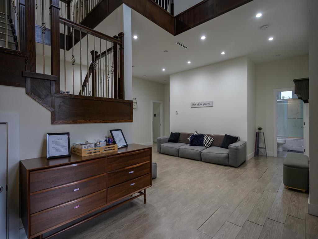 Listing Image for R3098209