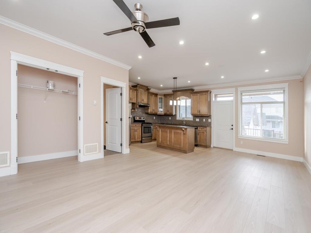 Listing Image for R3098212