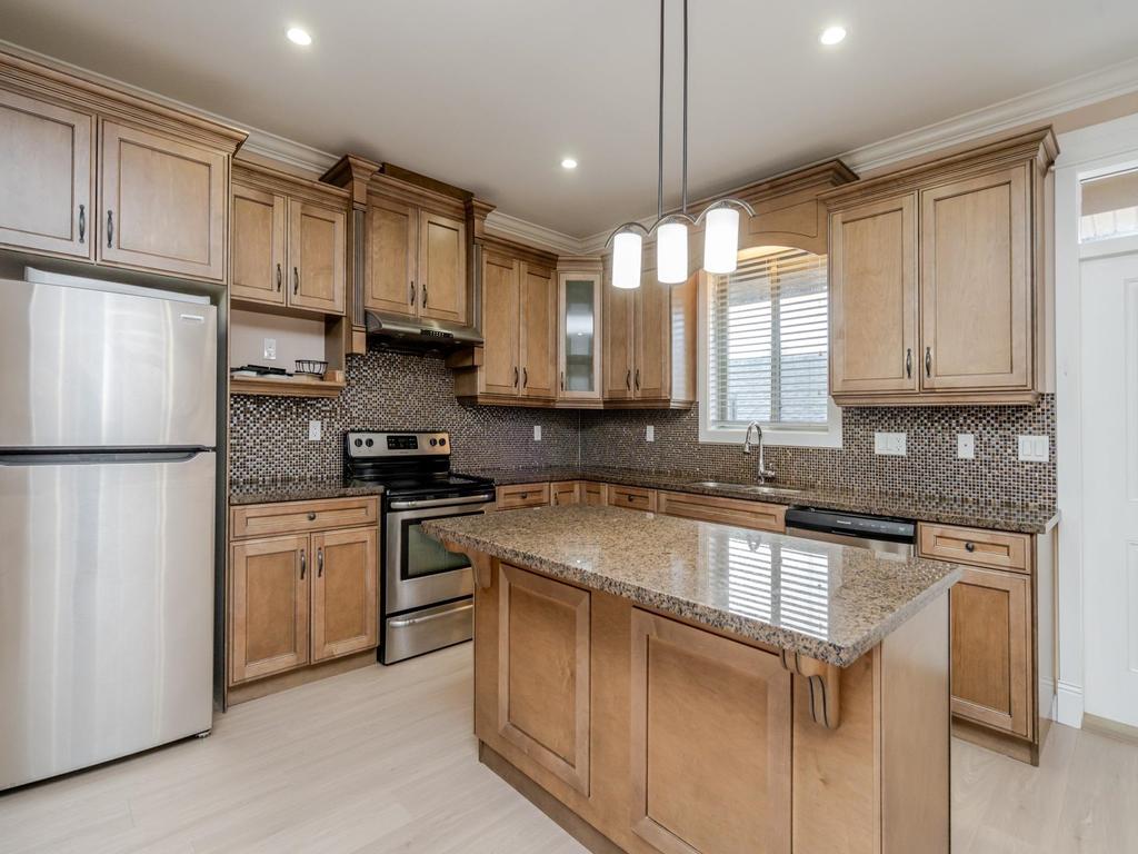 Listing Image for R3098212