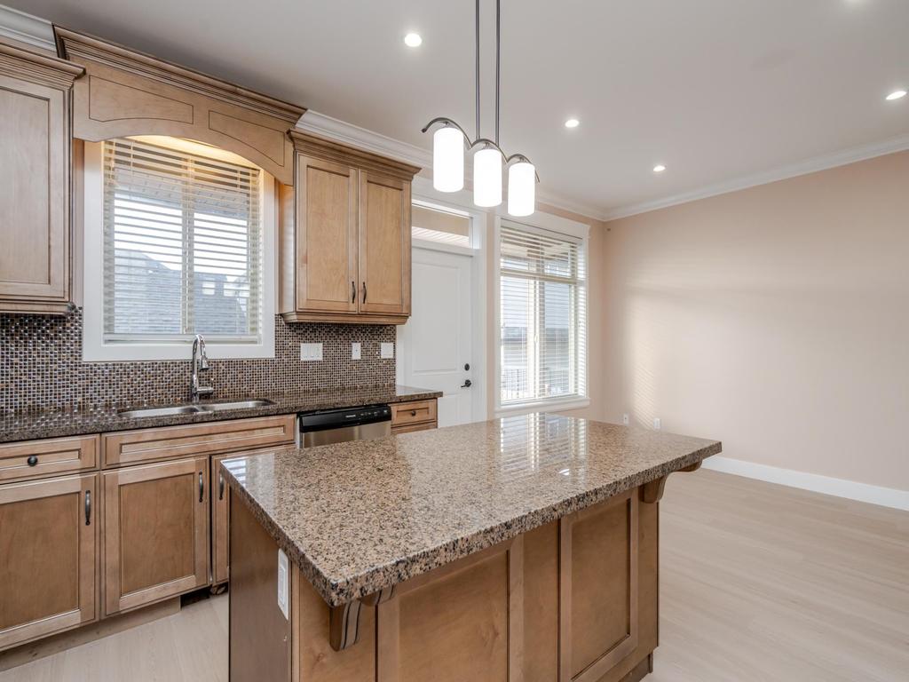 Listing Image for R3098212