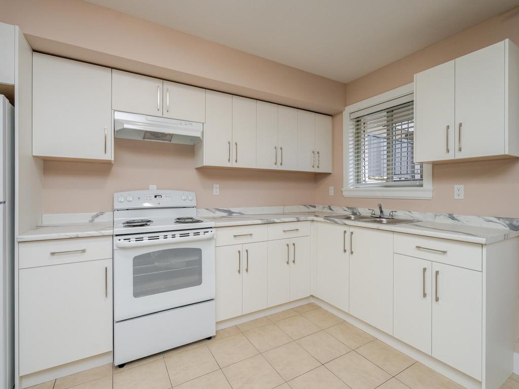 Listing Image for R3098212