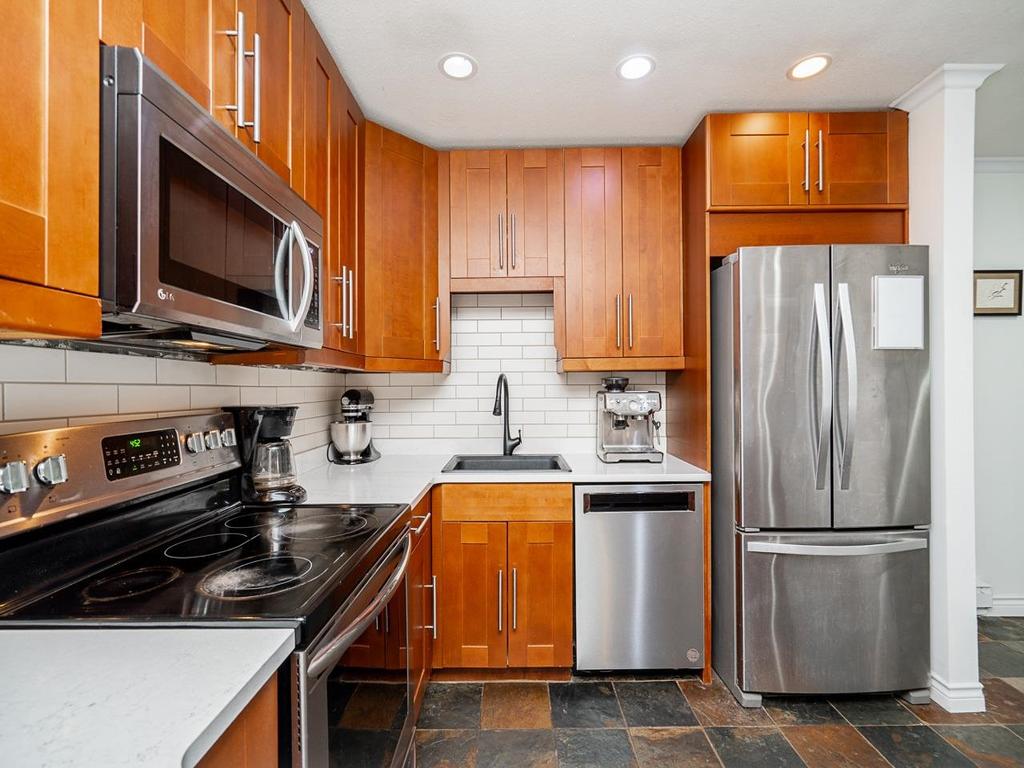 Listing Image for R3098229