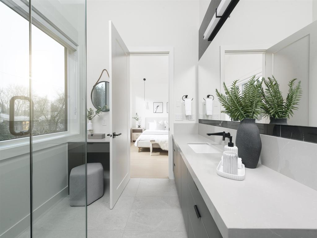 Listing Image for R3098235