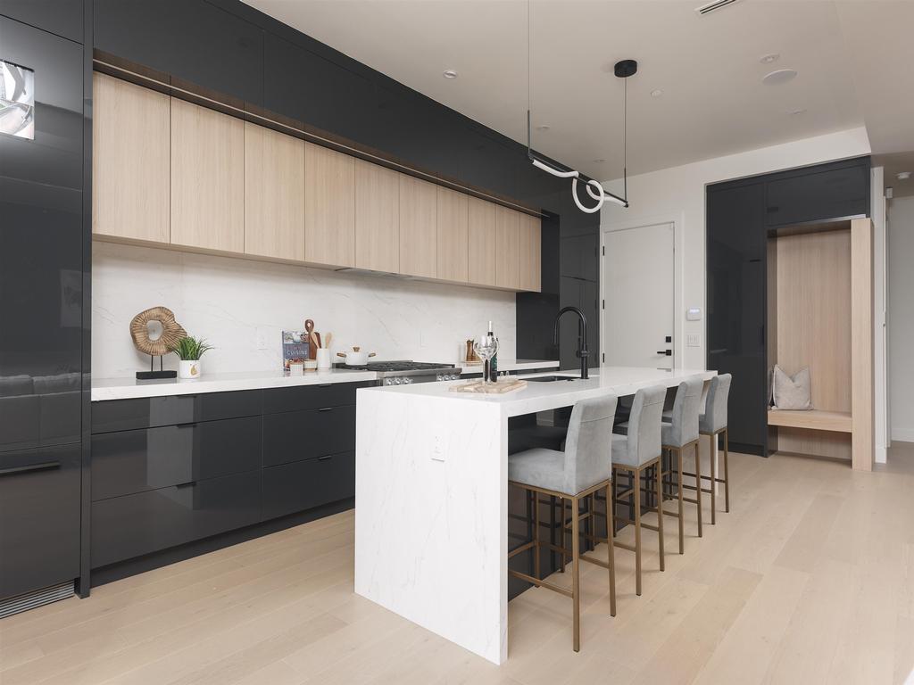 Listing Image for R3098235