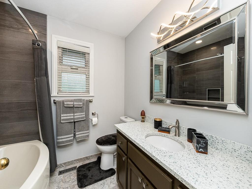 Listing Image for R3098239