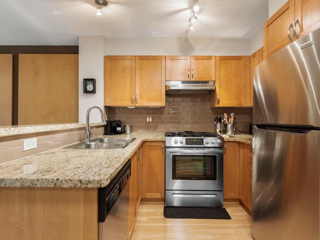 Listing Image for R3098252