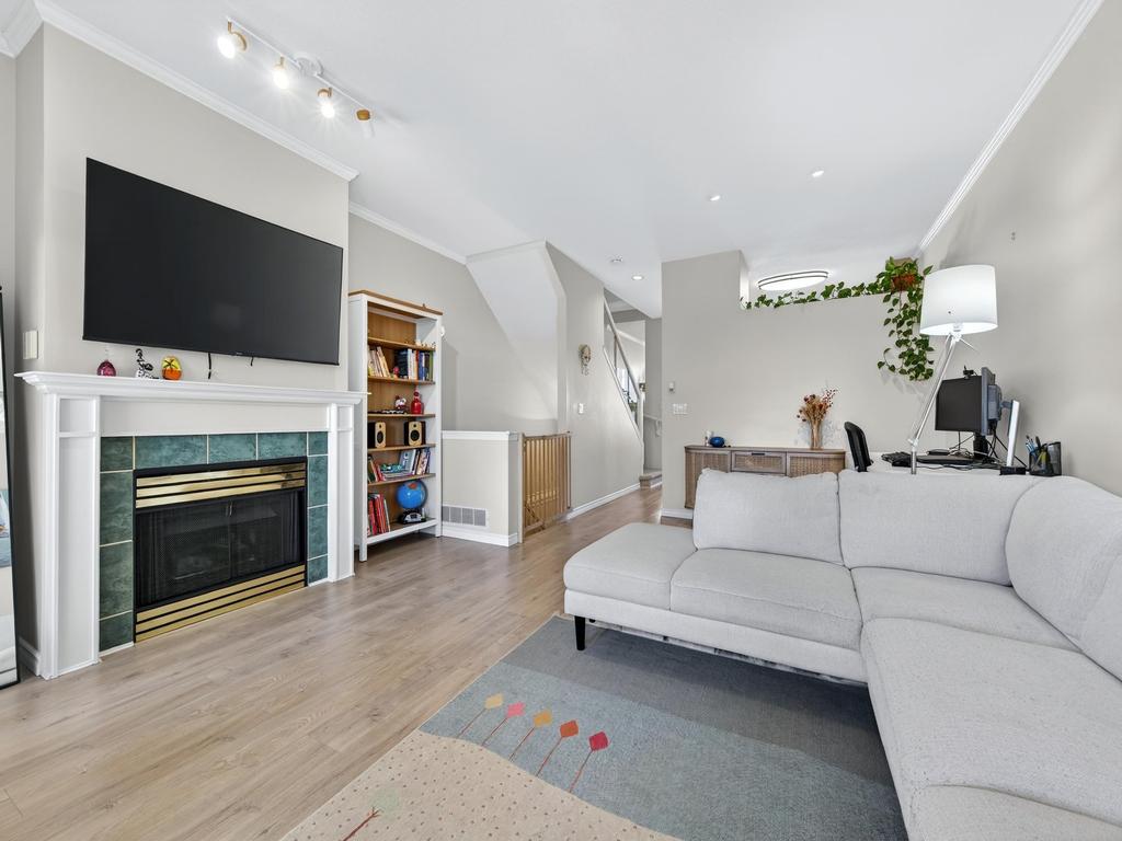 Listing Image for R3098254