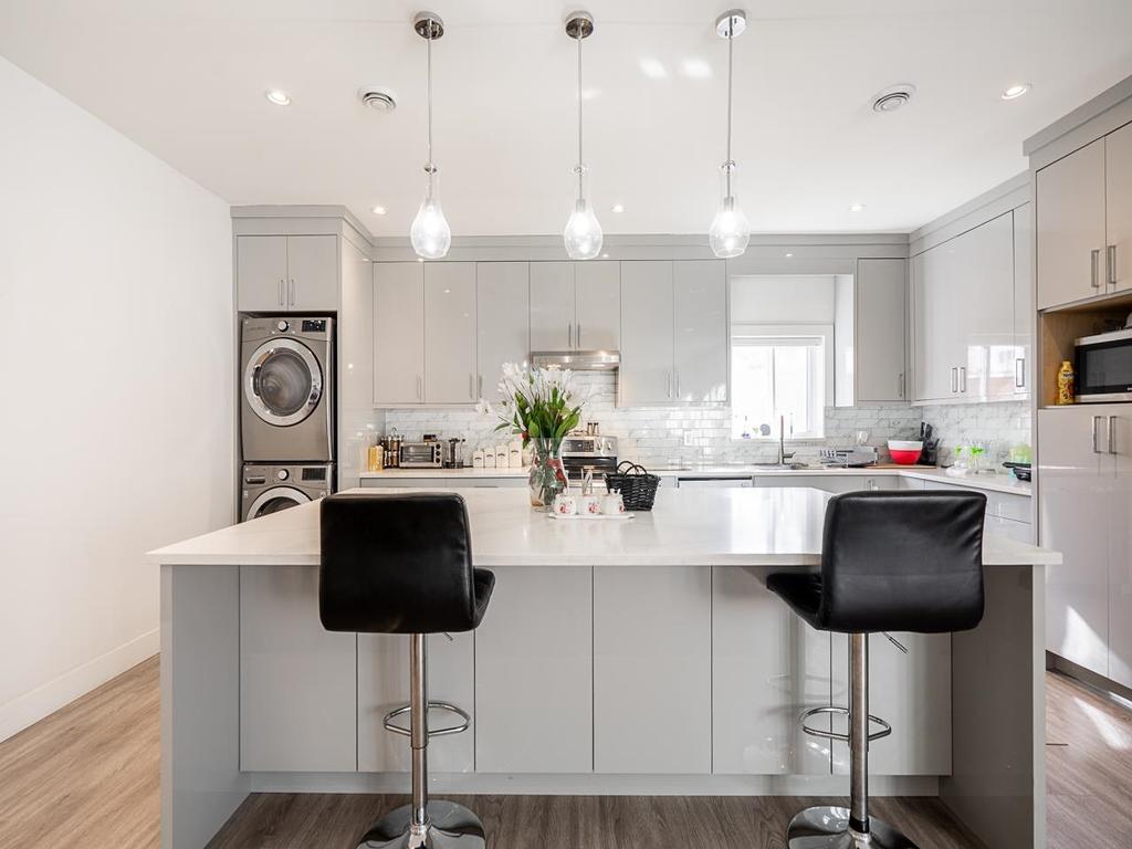 Listing Image for R3098264