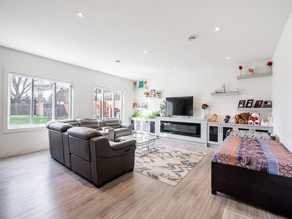 Listing Image for R3098264