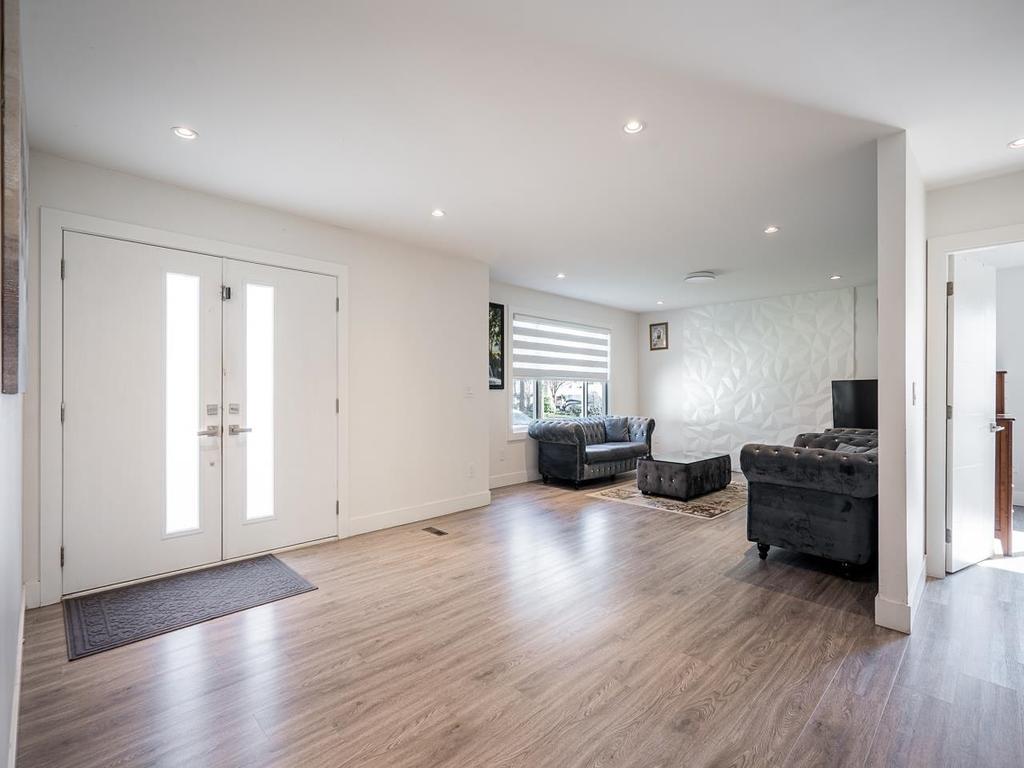 Listing Image for R3098264