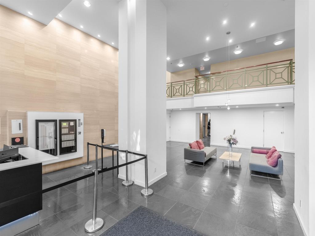 Listing Image for R3098273