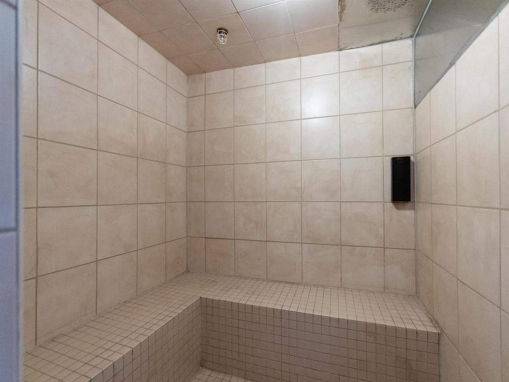 Listing Image for R3098273