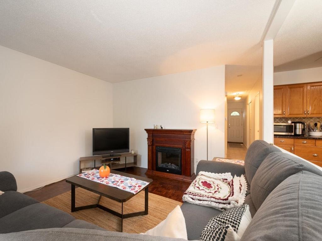 Listing Image for R3098284