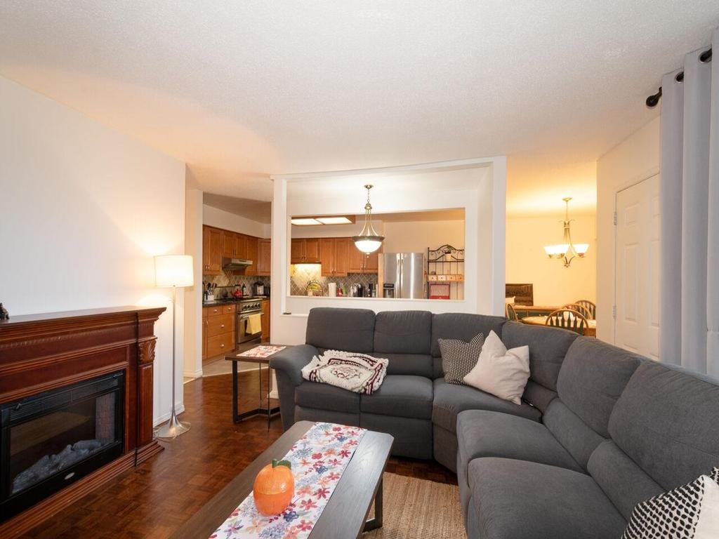 Listing Image for R3098284