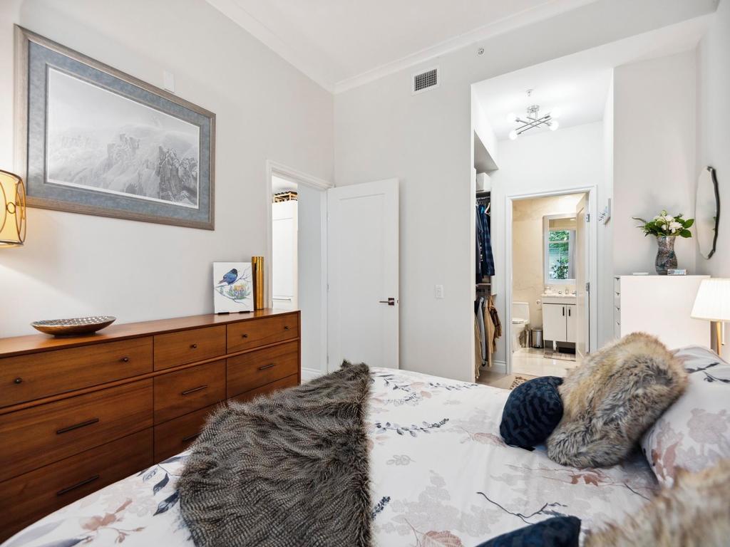 Listing Image for R3098286