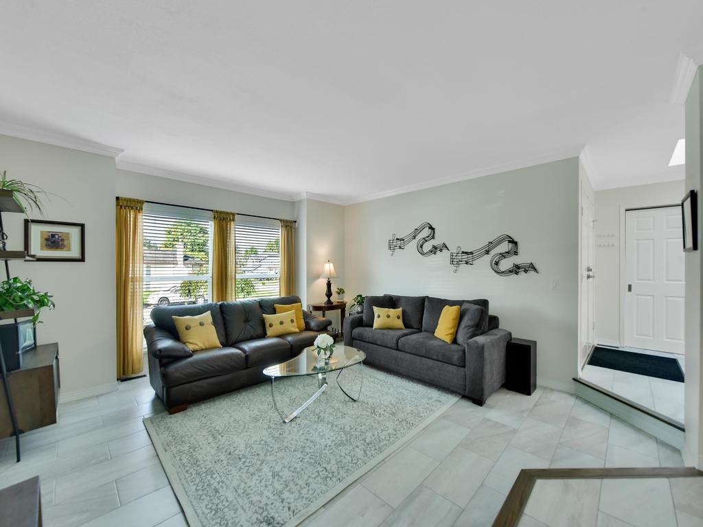 Listing Image for R3098288